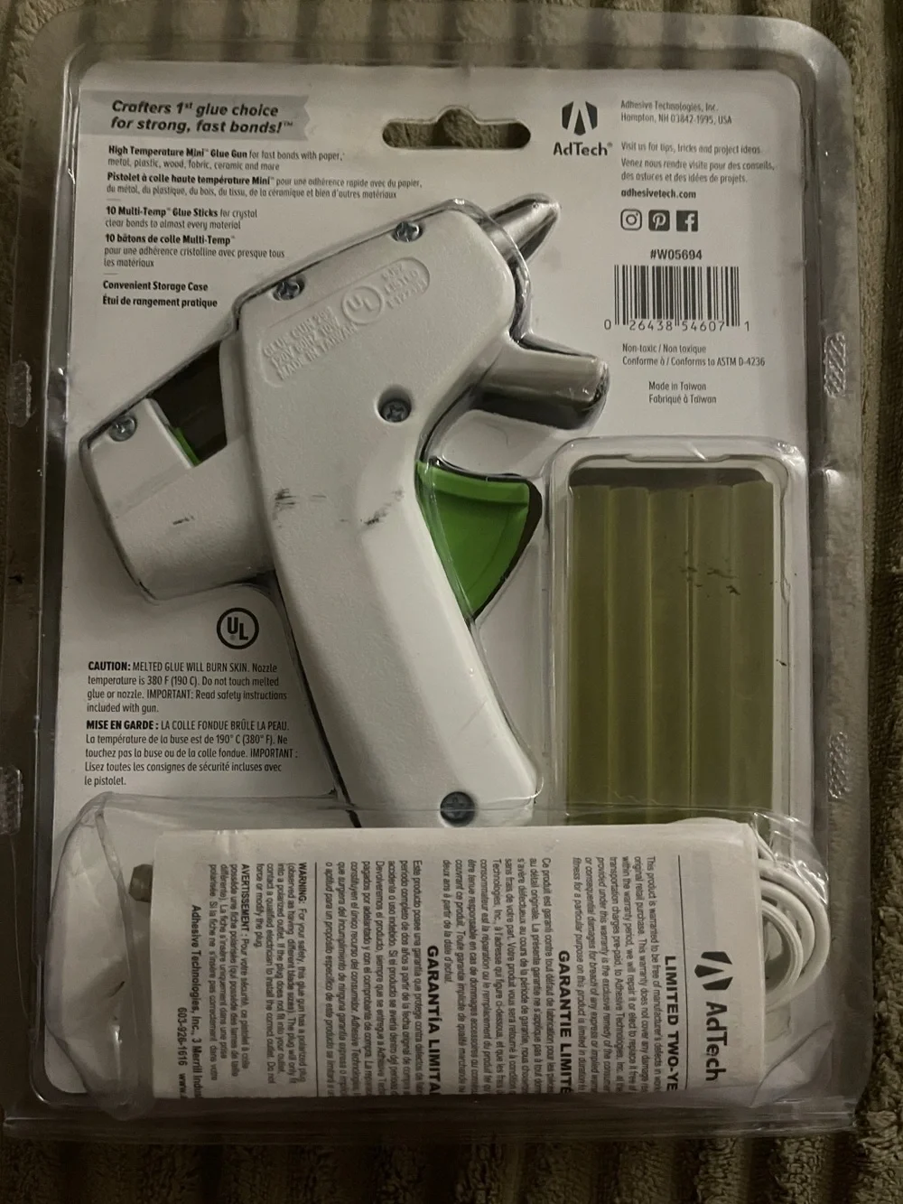 Hi-Temp White Mini Glue Gun Combo Pack with 10 Glue Sticks